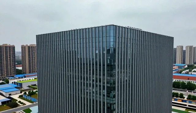 企业云服务器选型：响应性能与稳定性的平衡之道